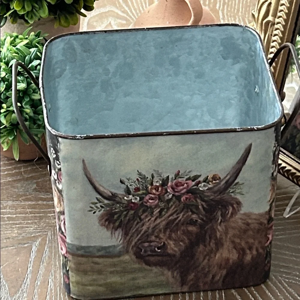 NEW! LARGE Vintage Inspired Bohemian Farmhouse Galvanized Black Metal Bucket